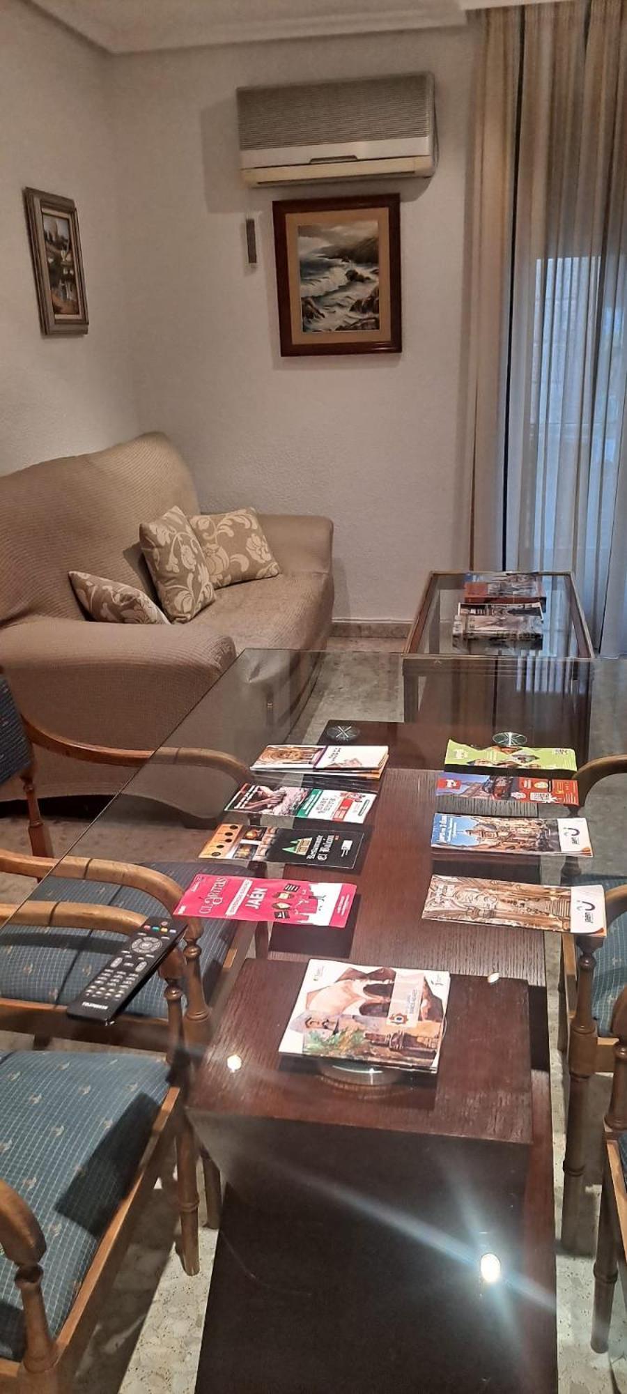 Comercio. Appartement Jaén